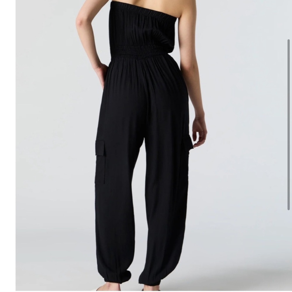 Strapless cargo jumpsuit - Picture 2 of 7